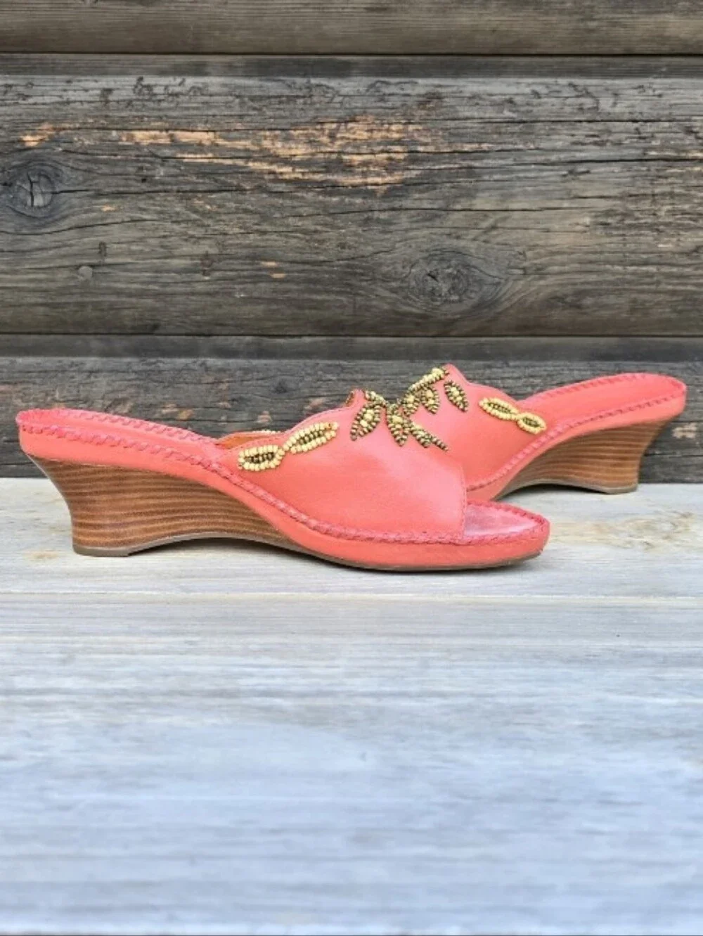 Clarks Artisan NEW Empress Y2K Coastal Boho Coral Beaded Wedge Slide Sandals 7M